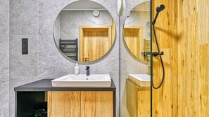 Huoneisto (1209) | Kylpyhuone | Hiustenkuivaaja, pyyhkeet