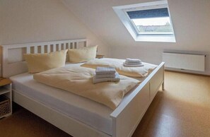 3 bedrooms, free WiFi - Holiday apartment Küstenbrise (Norddeich)