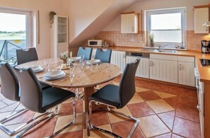 Dining - Holiday apartment Küstenbrise (Norddeich)