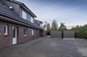Exterior - Holiday apartment Deichschaf (Norden)