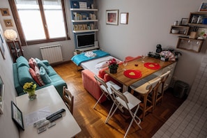 Living area - Mamo Florence - Mosse Teatro Apartment (Florence)