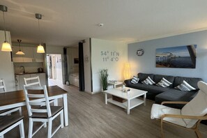 Smart TV, reproductor de DVD, libros y estéreo 