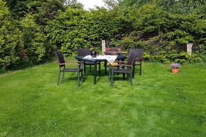 Outdoor dining - Country House East Frisia (Großheide)