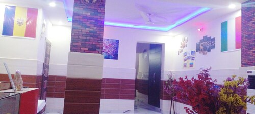 It near to Tajmahal which is Charming 2-bedroom villa in beautiful Agra 