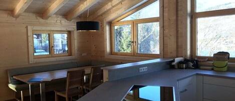 雪櫃、焗爐、爐具、洗碗機