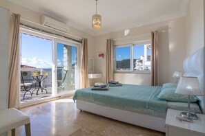 4 Schlafzimmer, Bügeleisen/Bügelbrett, WLAN, Bettwäsche