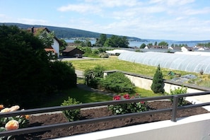 Property grounds - Königsegg with indoor swimming pool access (Insel Reichenau)
