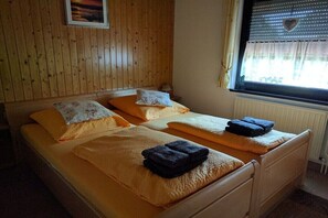 2 bedrooms, iron/ironing board, free WiFi - Eul F5 with winter garden (Butjadingen-Eckwarderhörne)