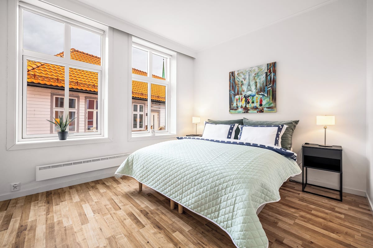 Appartement, 3 slaapkamers, uitzicht op stad | 3 slaapkamers, een strijkplank/strijkijzer, gratis wifi