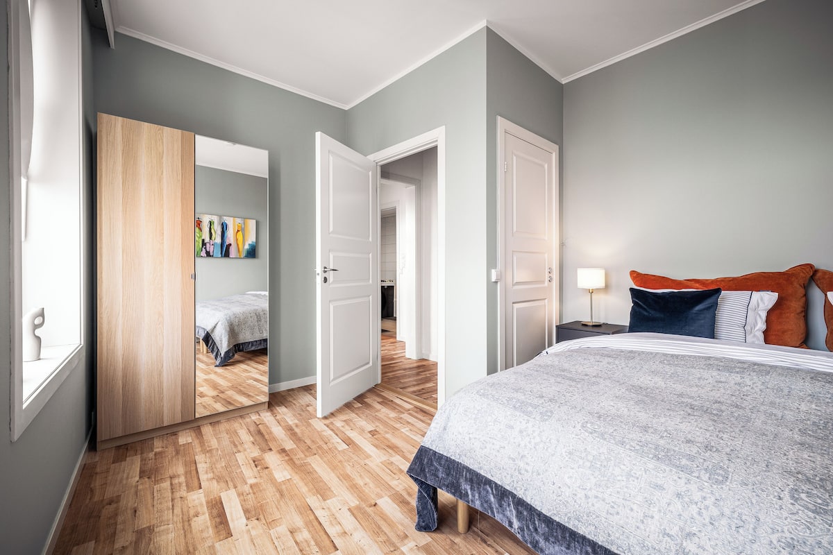 Appartement, 3 slaapkamers, uitzicht op stad | 3 slaapkamers, een strijkplank/strijkijzer, gratis wifi