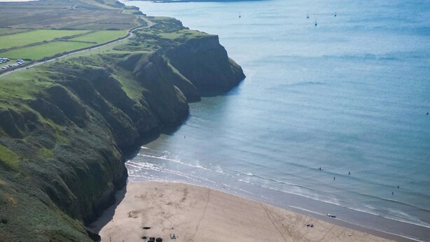 Unclassified image, 1 of 77, button - Carissima - 4 Bedroom House - Rhossili (Swansea)