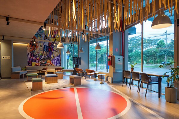 Sala de estar en el lobby