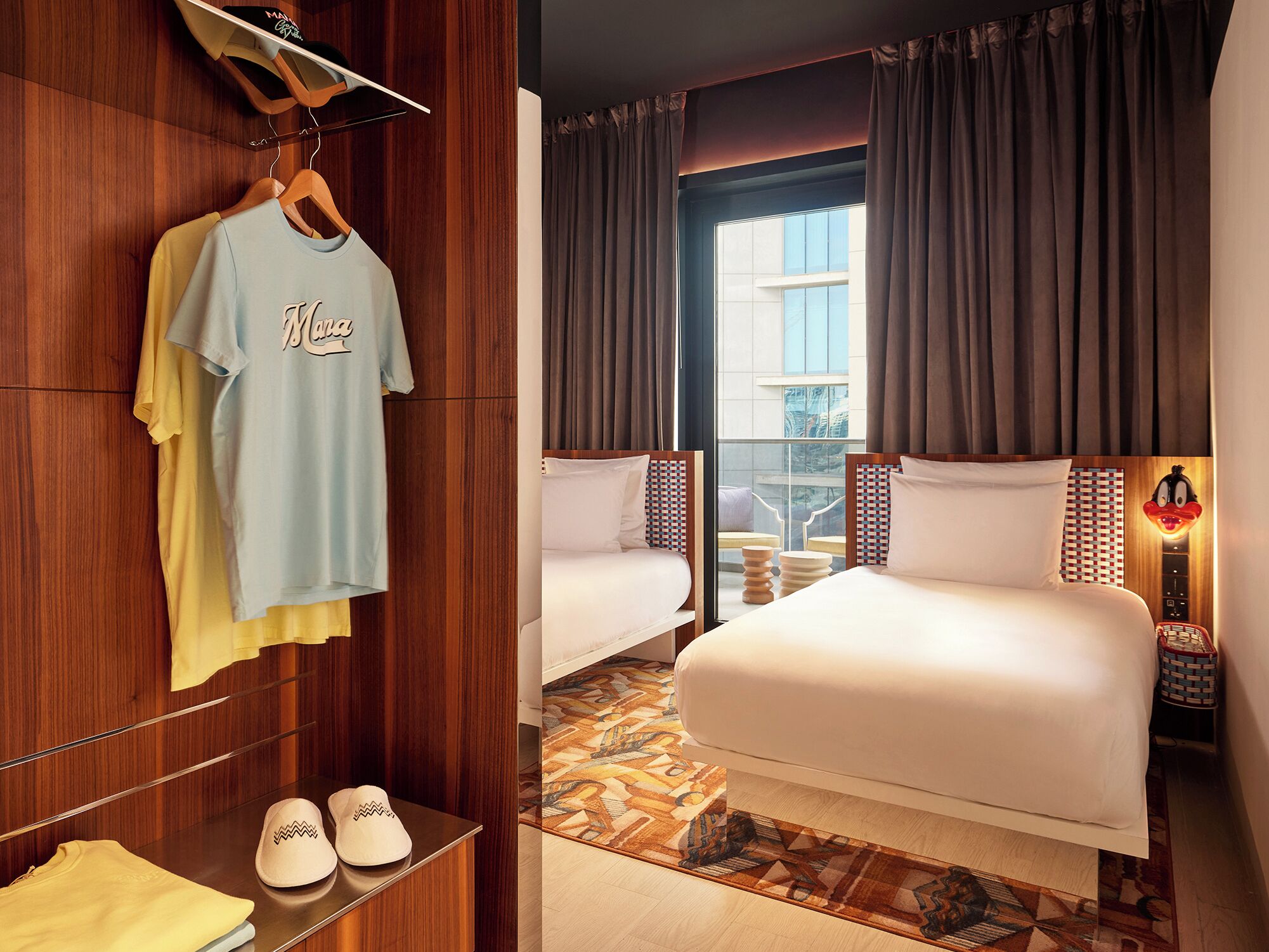 Twin kamer, terras (Medium) | Luxe beddengoed, donsdekens, een minibar, een kluis op de kamer