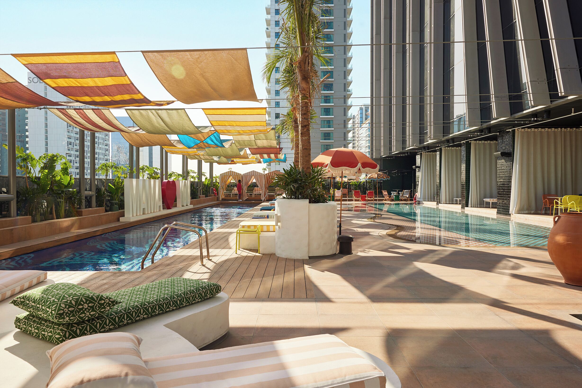 4 Außenpools, geöffnet von 08:00 Uhr bis 19:00 Uhr, Cabañas (kostenlos)