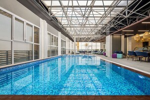 Una piscina techada
