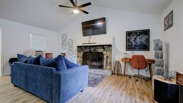 TV, fireplace, offices