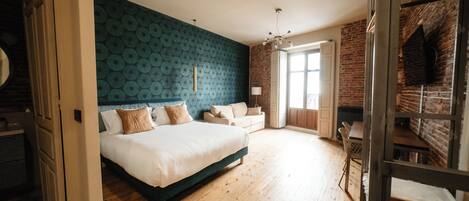 Superior Apartment, 1 Double Bed with Sofa bed | 1 bedroom, laptop workspace, iron/ironing board, free WiFi