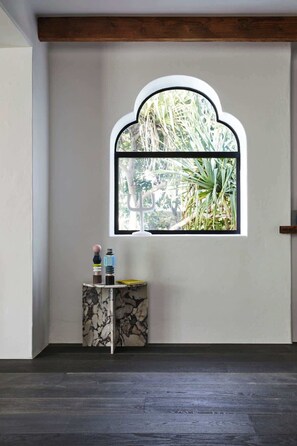 Interior - Mykonos Luxury Villa at Sunshine Beach (Noosa)
