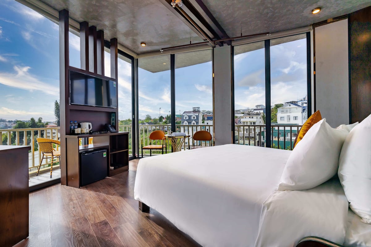 2 slaapkamers, luxe beddengoed, een minibar met enkele gratis items