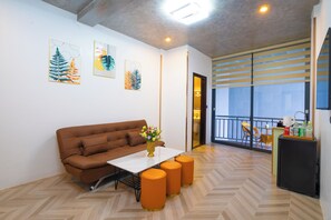 Premium bedding, free minibar items, individually decorated - Phuc Hai Hotel Da Lat (Da Lat)