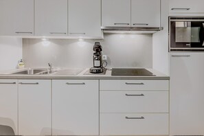 Microwave, stovetop, coffee/tea maker