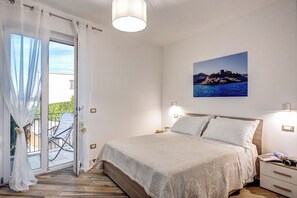 2 bedrooms, iron/ironing board, free WiFi