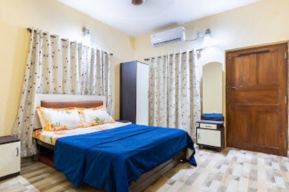 Colors Guest House