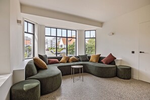 TV - 4 bedroom accommodation in Koksijde (Koksijde)