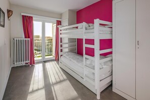 2 bedrooms, free WiFi