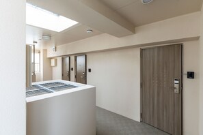 Hallway - Hotel Living Inn Kenchoumaeeki (Naha)