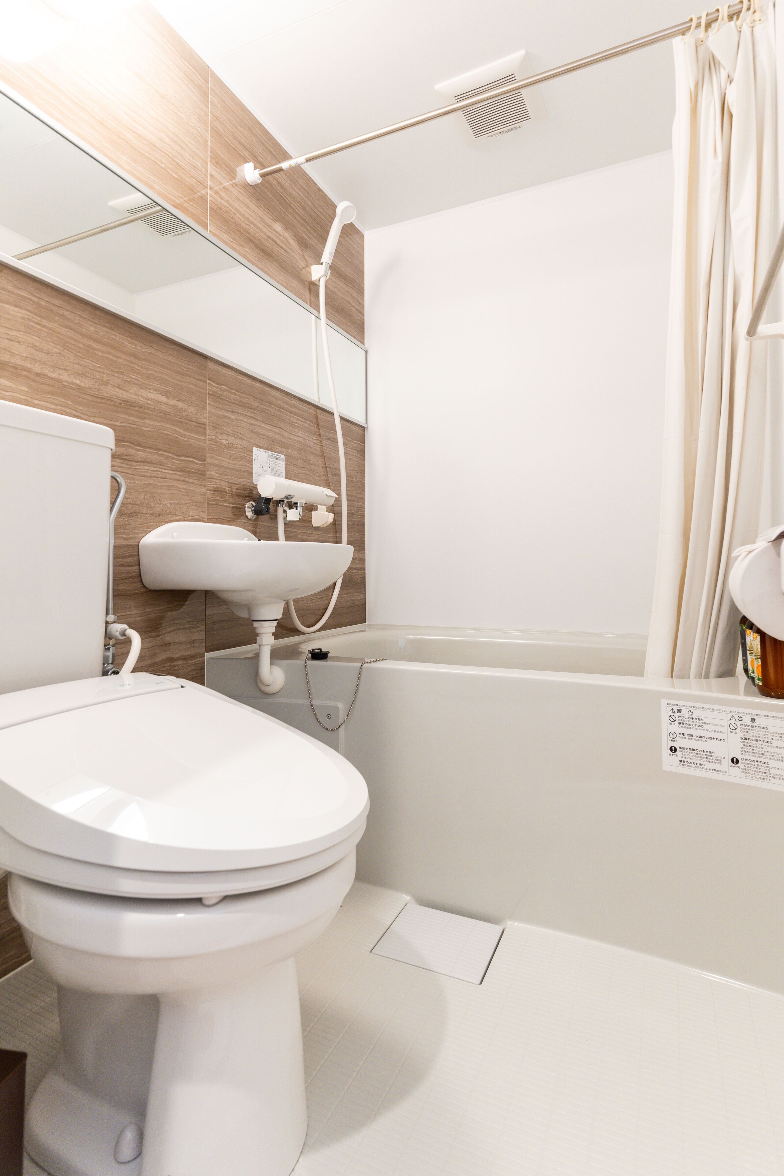 Photo - Hotel Living Inn Kenchoumaeeki