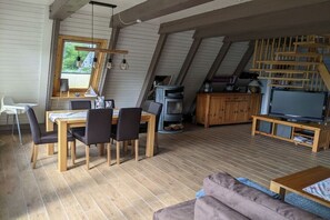 Dining - Schmidt Comfortable Holiday Residence (Damp)