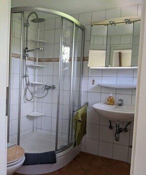 Shower, hair dryer - Schmidt Comfortable Holiday Residence (Damp)