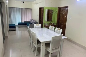 Dining - Samin's Signature Suites

 (Dhaka)