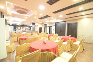 Business center - Hotel Grand Majestic (Jaipur)