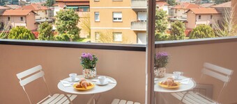 Panoramic one-bedroom apartment with all amenities and free parking