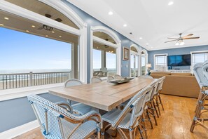 Dining - OIB Chillin- Ocean Isle Beach (Ocean Isle Beach)