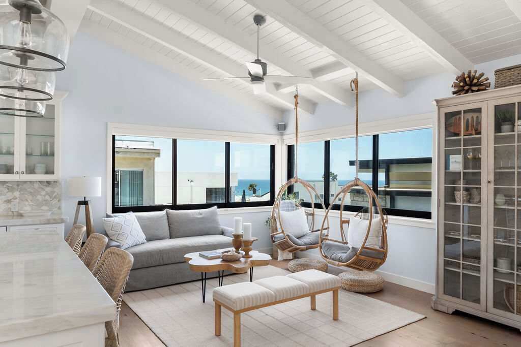 TV, peis og kontorer