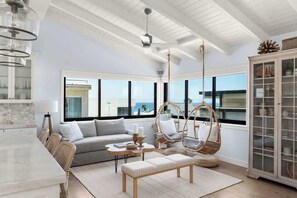 电视、壁炉、办公室