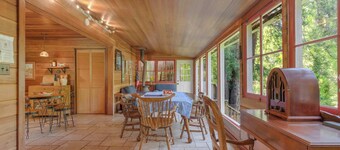 Cozy Riverfront Cabin - Beach Access & Wood Stove