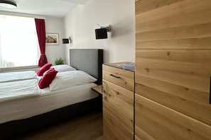 Comfort Double Room | Desk, laptop workspace, free WiFi