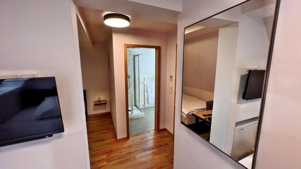 Desk, laptop workspace, free WiFi