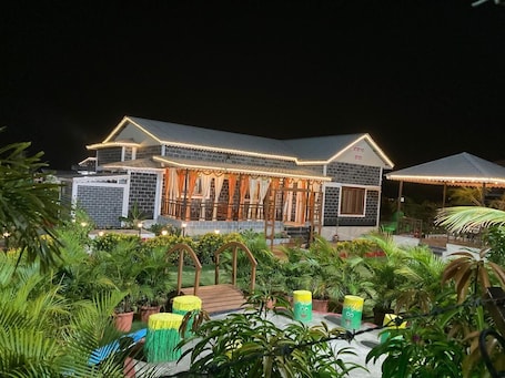 Front of property - evening/night