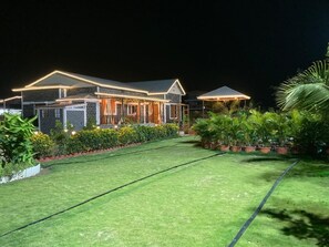 Front of property – evening/night - Aabancha Wada By Joy Suites (Junnar)