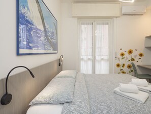 1 chambre, fer et planche à repasser, Wi-Fi gratuit, draps fournis