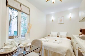 1 bedroom, iron/ironing board, travel crib, WiFi