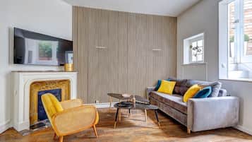 Televisión, oficina