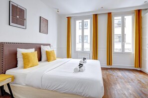1 bedroom, desk, iron/ironing board, WiFi