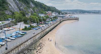 Overland Road 4 Bed House Mumbles