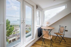 Traditional House | Beach/ocean view